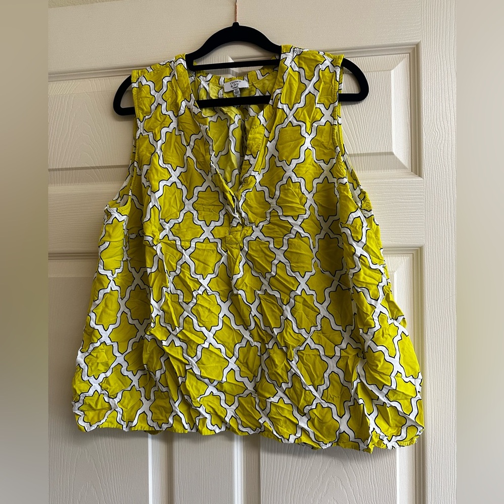 Crown & Ivy Top